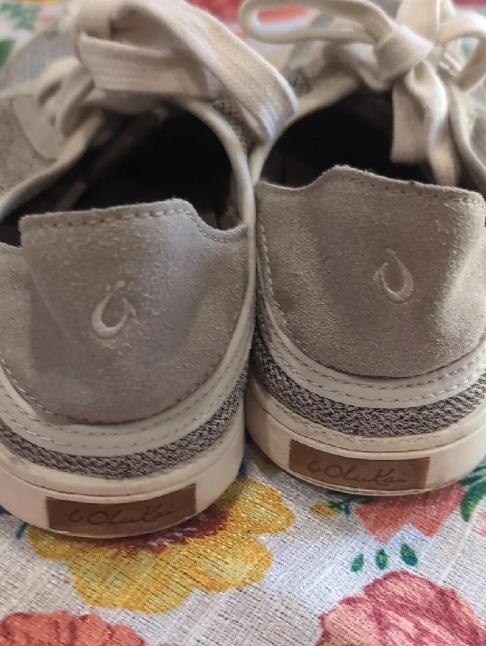 OluKai Pehuea Li Sneakers Tapa Mesh Slip-On Shoes Size 8.5